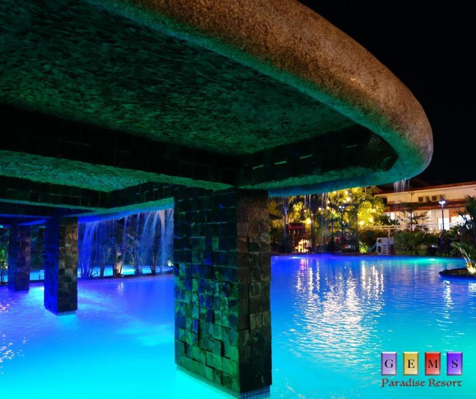 Gem'S Paradise Resort Cebu Buitenkant foto